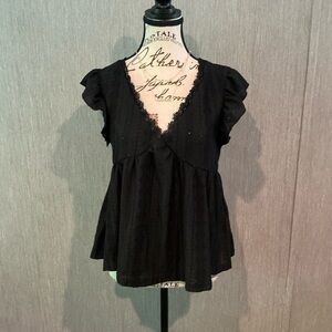 Black Flutter Sleeve Ruffled Peplum Blouse Size Large